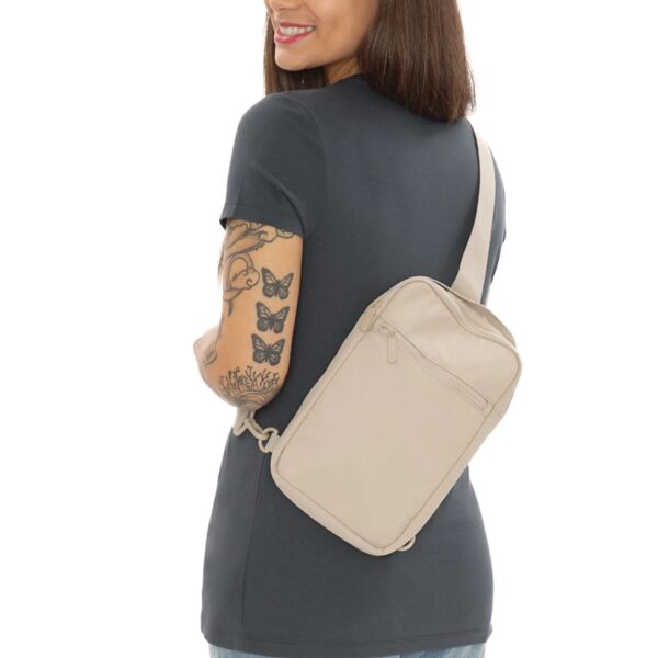 Matte Sling Bag 4 L Thumbnail
